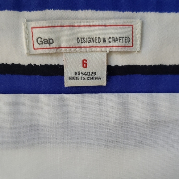 Gap dress with POCKETS!! - Picture 5 of 6